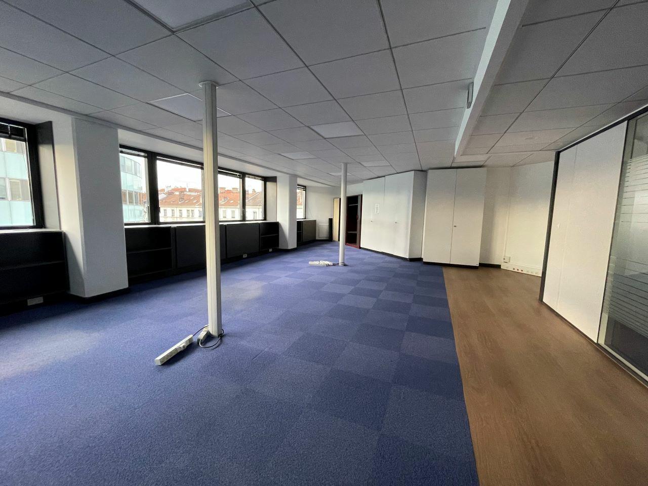 Bureau Lyon 1815m² Location bureau Lyon Rhône OLBUR2207930 6
